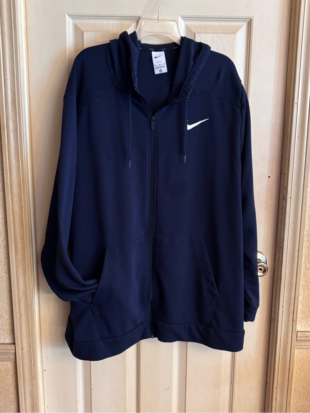 Nike Men’s Dark Navy Full-Zip Hooded Jacket with White Swoosh